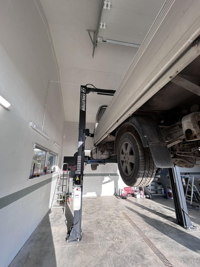 EVO-45DEH 2-column lift 4500kg EVOLUTION/230/400V